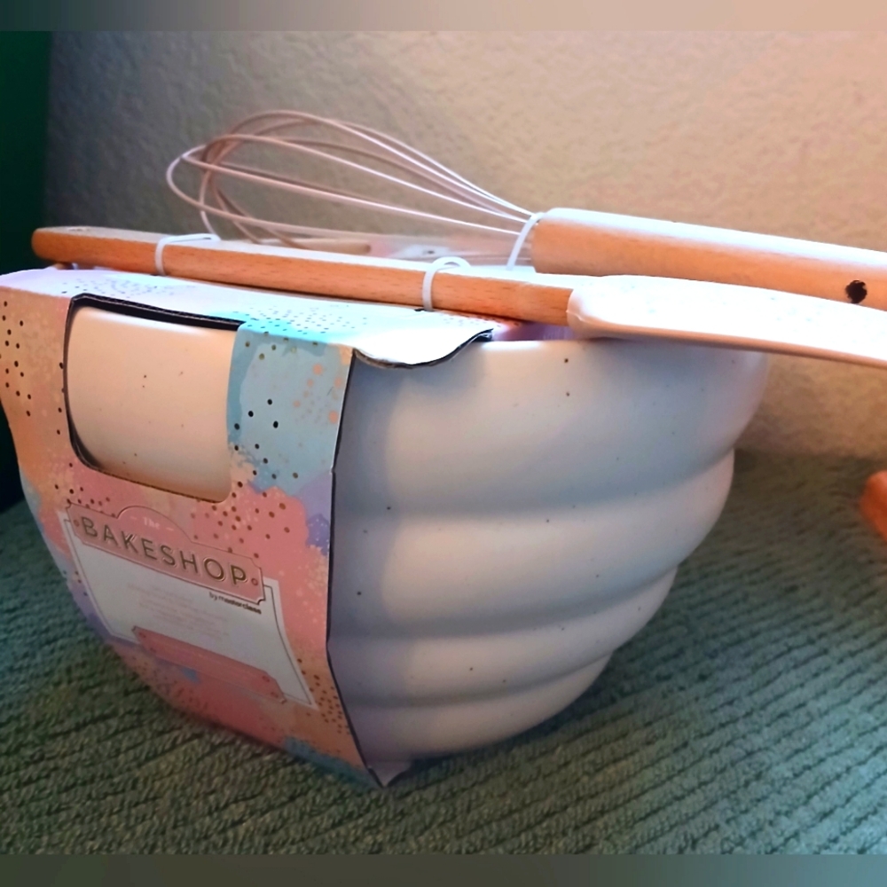 Bakeshop pink speckled mixing bowl with accessories